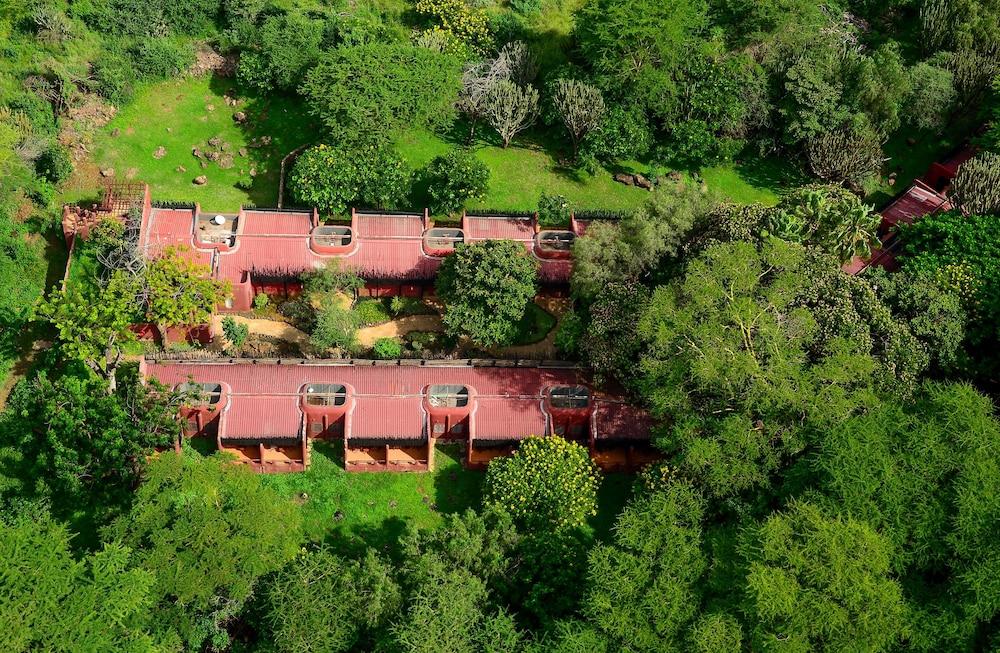 Amboseli Serena Safari Lodge Ngoại thất bức ảnh