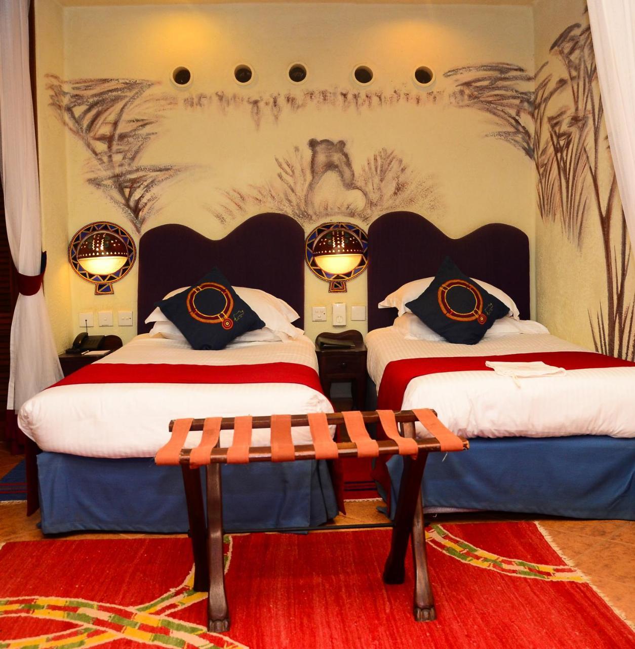 Amboseli Serena Safari Lodge Ngoại thất bức ảnh
